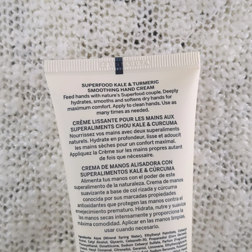 AHAVA Smoothing Hand Cream with Kale & Turmeric, 100ml/3.4fl oz
